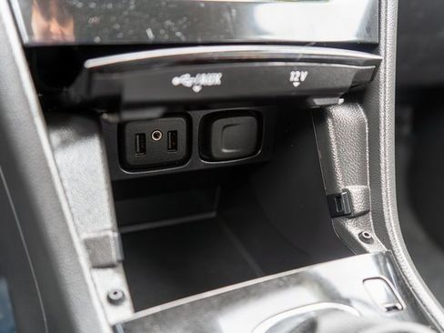 Used 2022 Buick Encore Preferred w/ Safety Package image 26