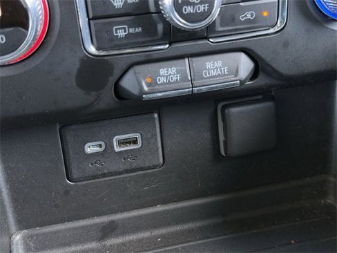 Certified 2021 GMC Yukon SLE image 21