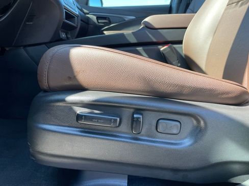 Used 2025 Honda Passport EX-L image 25