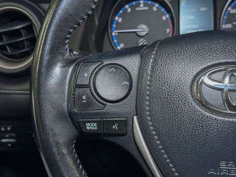 Used 2017 Toyota RAV4 XLE image 36