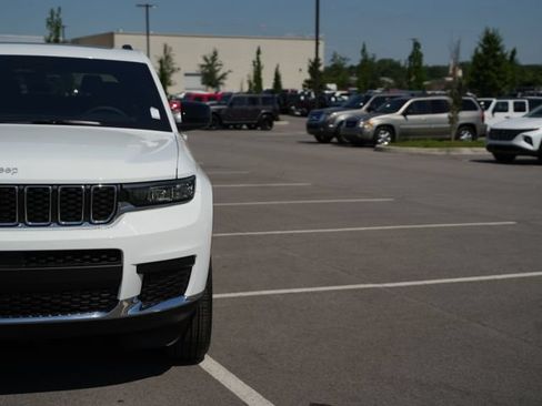 New 2026 Jeep Grand Cherokee L 4WD image 45