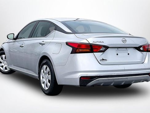 Used 2023 Nissan Altima 2.5 S image 5