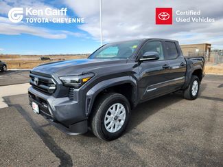 Used 2025 Toyota Tacoma SR5 video 1