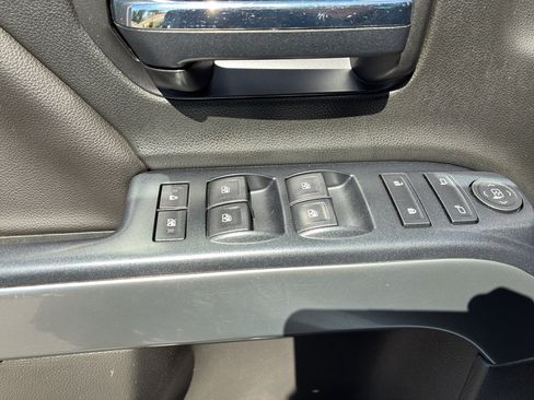 Used 2017 Chevrolet Silverado 1500 LT w/ LT Eassist Package RWD image 21