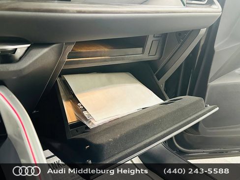 Certified 2025 Audi Q5 Premium Plus w/ Premium Plus AWD/4WD image 21