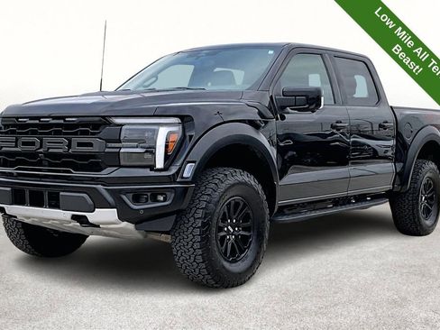 Used 2025 Ford F150 Raptor image 44