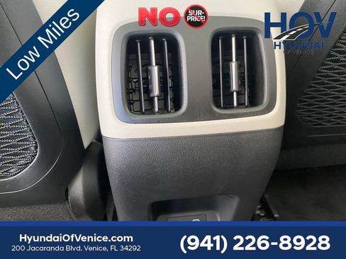 Certified 2024 Hyundai Tucson Limited FWD image 51