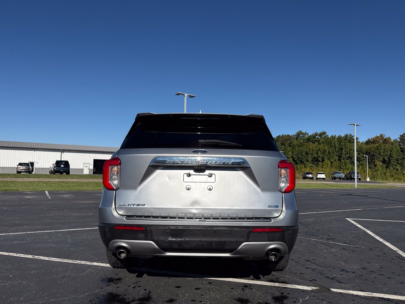 Used 2020 Ford Explorer Limited AWD/4WD image 5