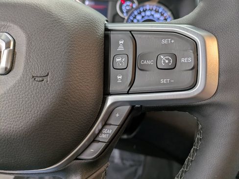 Used 2025 RAM 3500 Big Horn image 17