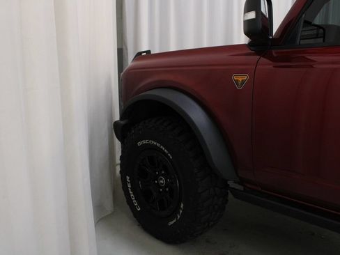 Used 2025 Ford Bronco Badlands AWD/4WD image 27