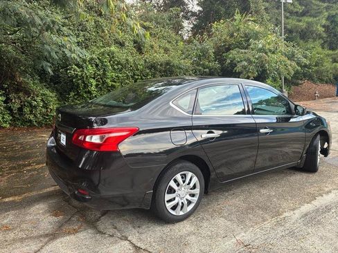 Used 2017 Nissan Sentra S FWD image 6