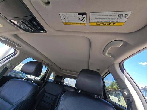 Used 2019 Kia Sorento SX AWD/4WD image 12
