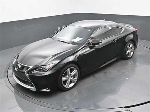 Used 2016 Lexus RC 200t image 32