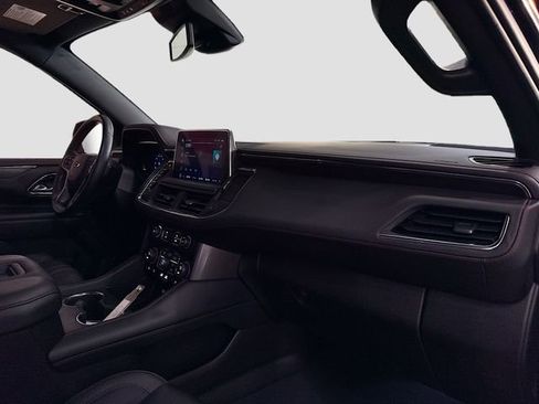 Used 2023 Chevrolet Suburban RST image 33