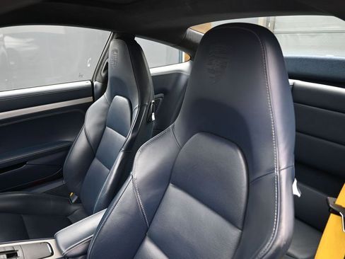 Used 2014 Porsche 911 Turbo S w/ Light Design Package AWD/4WD image 18