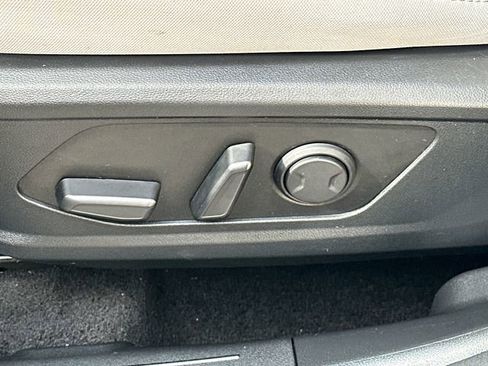Used 2025 Hyundai Tucson SEL AWD/4WD image 36