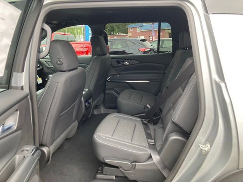 New 2026 Chevrolet Traverse LT w/ Driver Confidence Package image 21