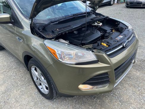 Used 2013 Ford Escape SE AWD/4WD image 25
