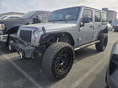 Used 2018 Jeep Wrangler Unlimited Sport S image 1