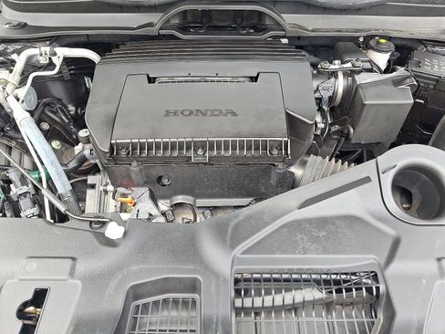 Used 2024 Honda Pilot Touring image 31