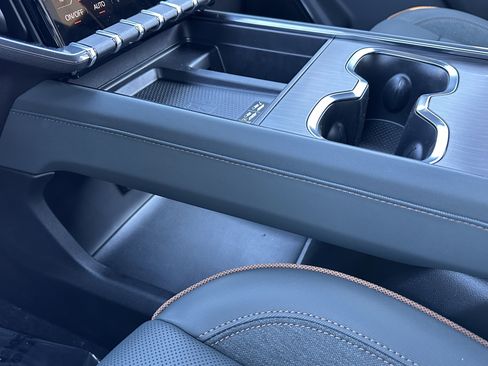 New 2025 GMC Acadia AT4 w/ Super Cruise Package image 31