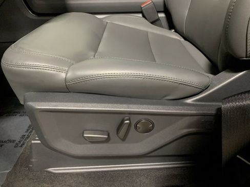 New 2026 Ford Expedition Active AWD/4WD image 10