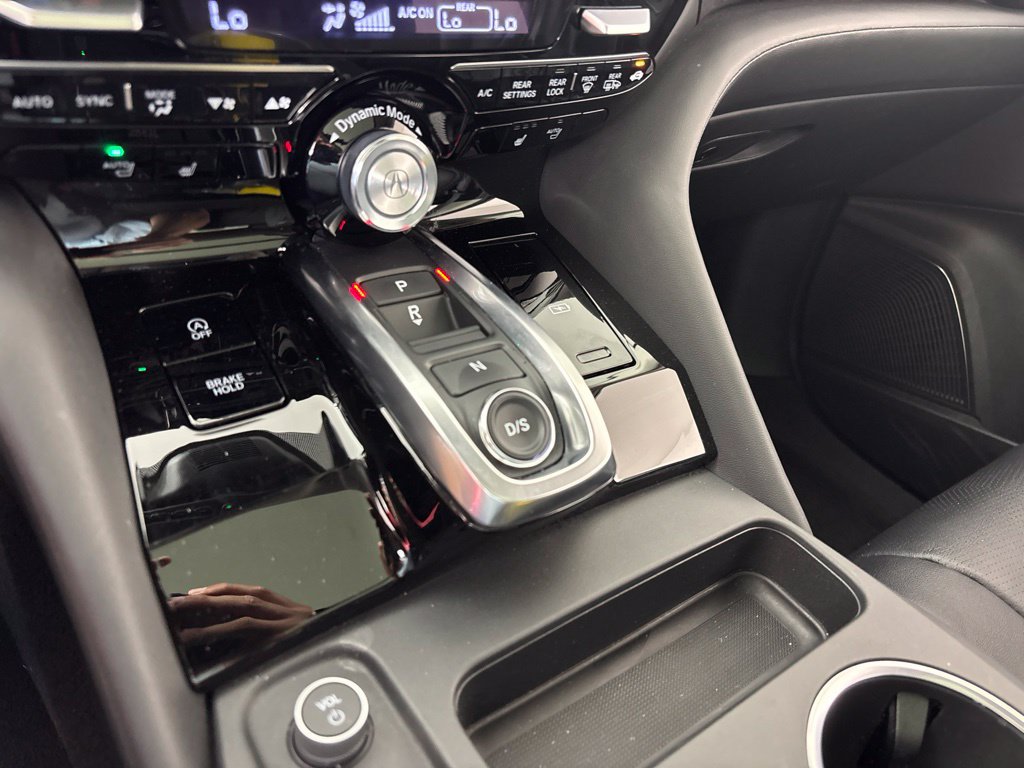 Certified 2025 Acura MDX w/ Technology Package FWD image 33