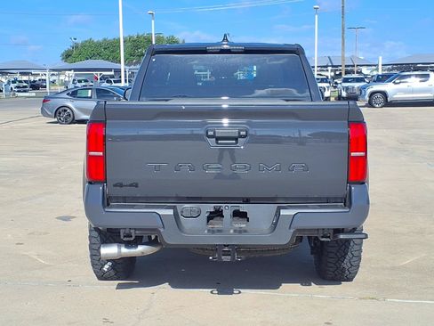 Used 2026 Toyota Tacoma TRD Sport AWD/4WD image 8