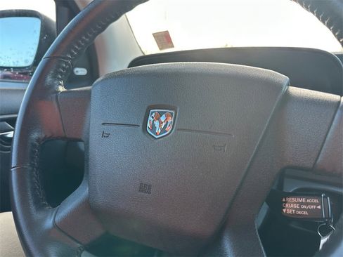 Used 2010 Dodge Journey R/T w/ Navigation & Sound Group I image 25