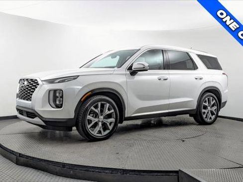 Used 2020 Hyundai Palisade SEL w/ Convenience Package image 2