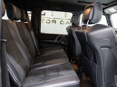 Used 2018 Mercedes-Benz G 550 Squared image 15