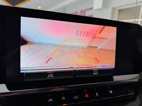 Certified 2024 GMC Sierra 1500 Elevation image 21