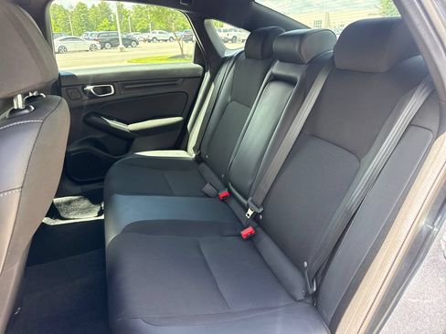 Used 2025 Honda Civic Sport image 32