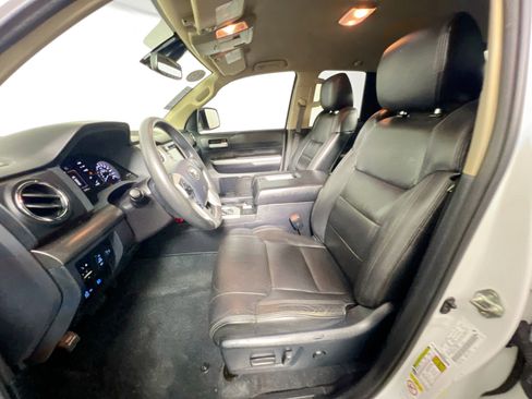 Used 2018 Toyota Tundra SR5 image 14