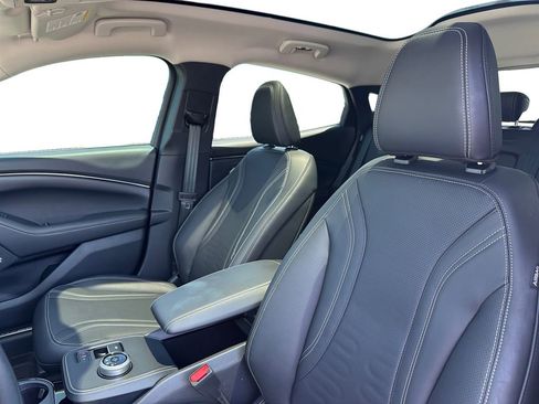Used 2023 Ford Mustang Mach-E Premium RWD image 9