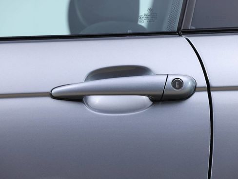 Used 2004 BMW 330Ci Coupe image 36