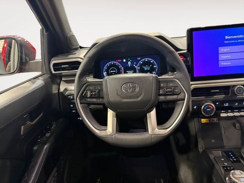 Used 2025 Toyota Tacoma TRD Off-Road w/ TRD Off Road Upgrade Package AWD/4WD image 12