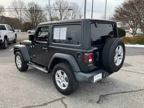 Used 2021 Jeep Wrangler Sport image 16