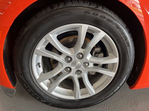 Used 2020 Chevrolet Camaro LS RWD image 5