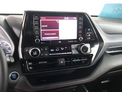 Used 2021 Toyota Highlander XSE image 25