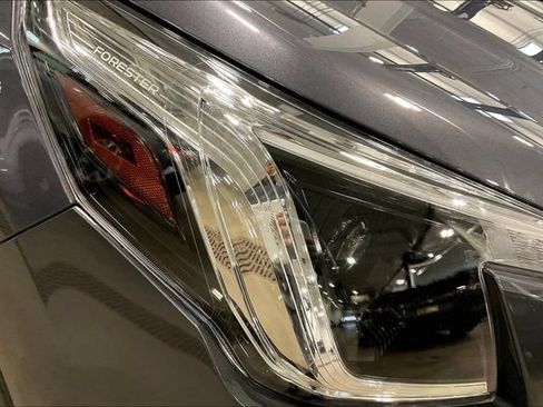 Used 2024 Subaru Forester Premium AWD/4WD image 28