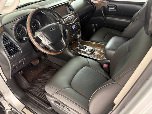 Used 2017 INFINITI QX80 4WD w/ Driver Assistance Package image 39
