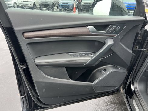 Used 2021 Audi Q5 Premium Plus w/ Premium Plus Package image 13