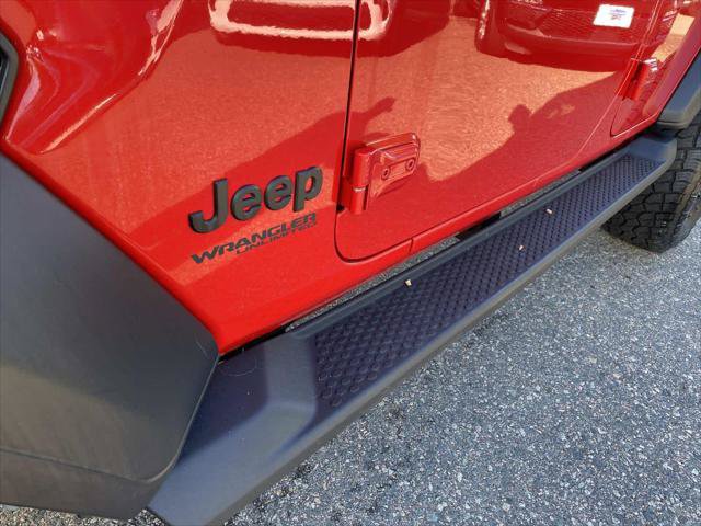 Certified 2022 Jeep Wrangler Unlimited Sport AWD/4WD image 10