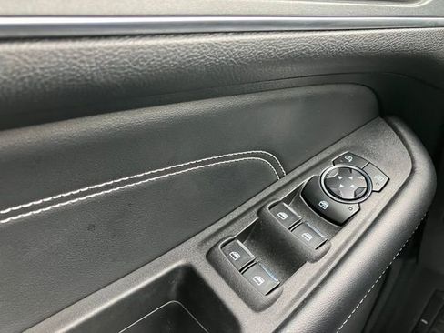 Used 2024 Ford Edge Titanium image 15