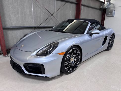 Used 2015 Porsche Boxster GTS RWD image 16