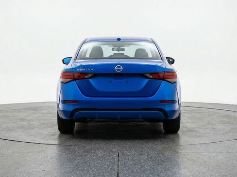 Used 2025 Nissan Sentra SV FWD image 7