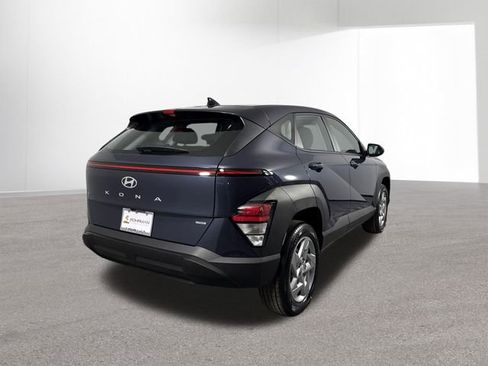 New 2026 Hyundai Kona SE image 4