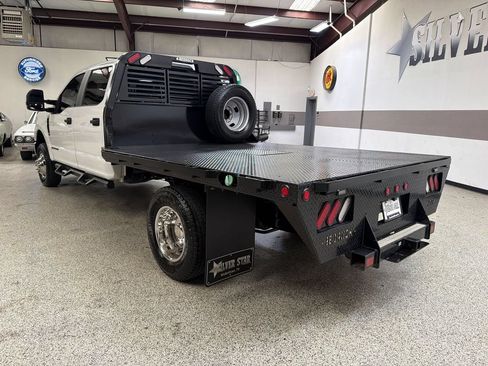 Used 2022 Ford F350 XL w/ Power Equipment Group AWD/4WD image 5