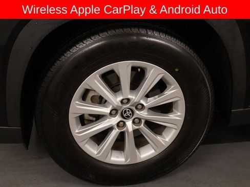 Used 2025 Toyota Grand Highlander AWD image 9